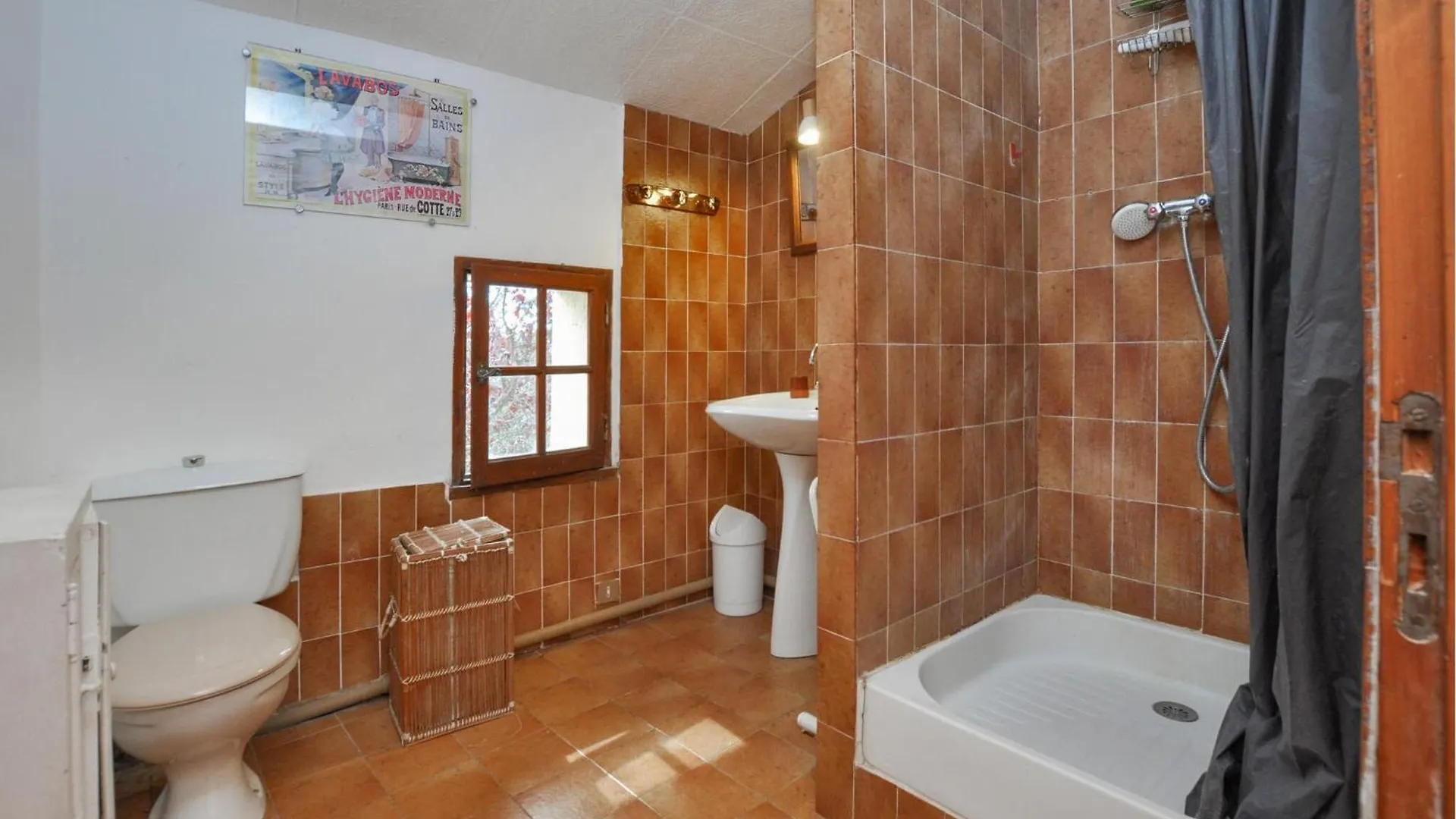 Cozy Home In Vacheres With Private Swimming Pool, Can Be Inside Or Outside 0*,  France