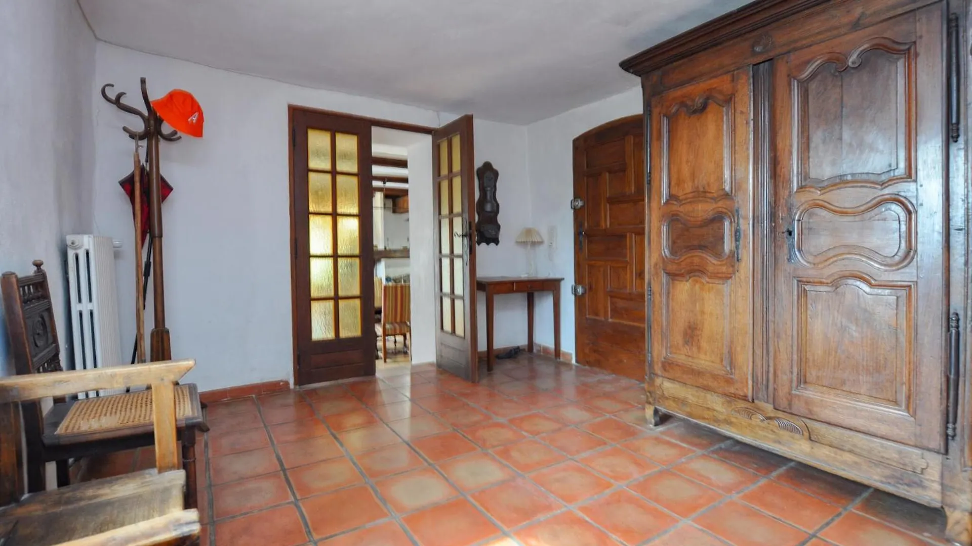 Cozy Home In Vacheres With Private Swimming Pool, Can Be Inside Or Outside 0*,